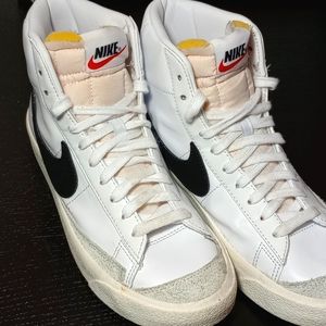 Nike blazers 7.5 womens